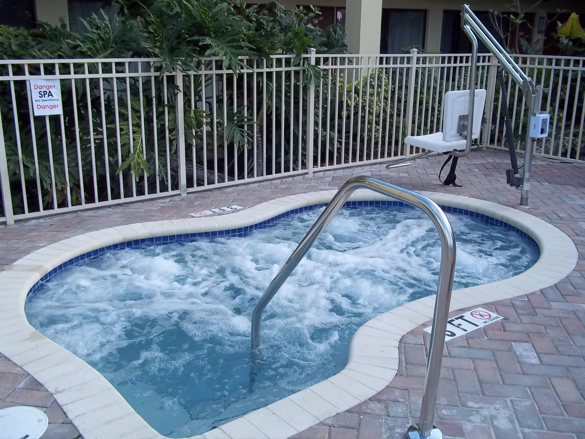 Best Western University Inn Boca Raton Facilities photo